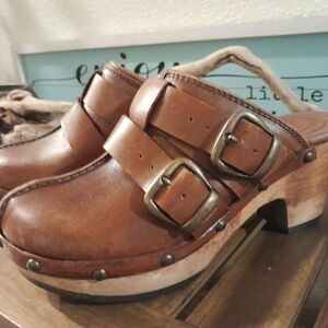 Ariat Brown Leather Buckle Clogs Size 6.5